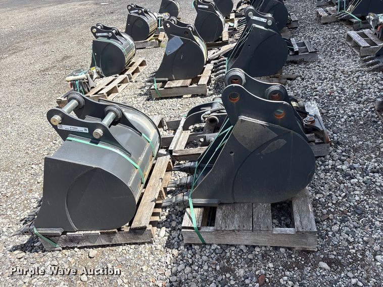image for item ET0660 CNH Industrial CNH33.37 excavator attachments