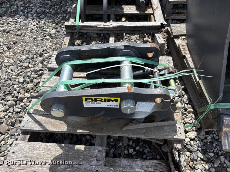 image for item ET0660 CNH Industrial CNH33.37 excavator attachments