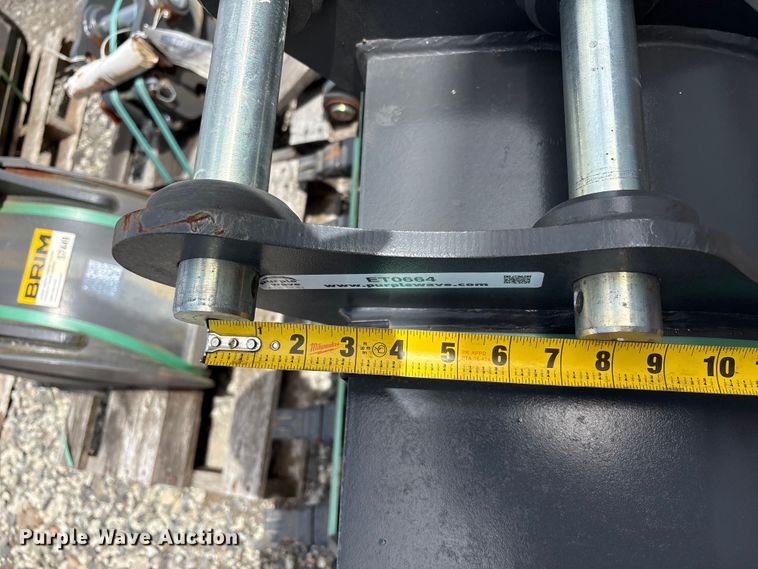 image for item ET0664 CNH Industrial CNH33.37 excavator attachments