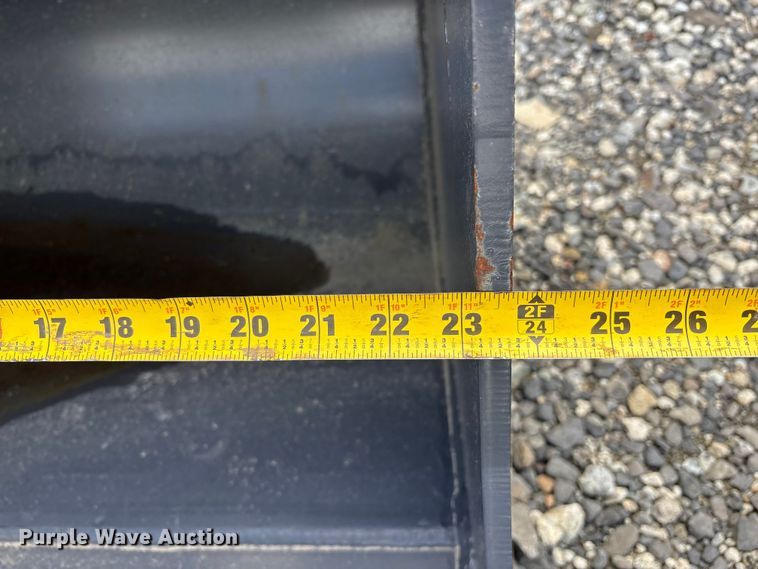 image for item ET0665 CNH Industrial CNH33.37 excavator attachments