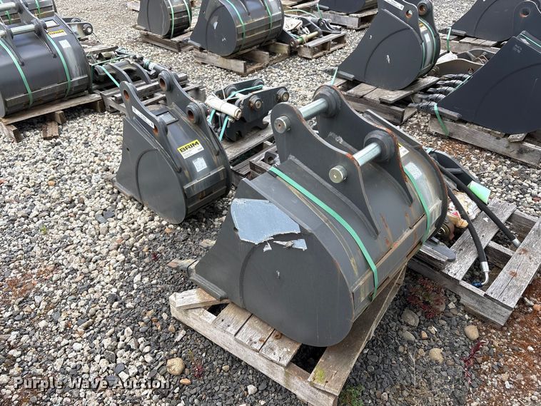 image for item ET0666 CNH Industrial CNH33.37 excavator attachments