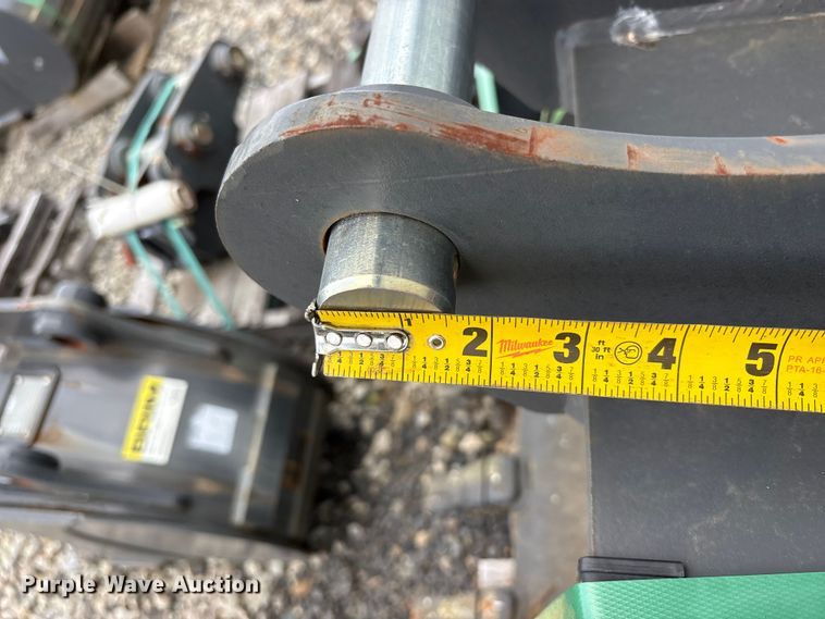 image for item ET0666 CNH Industrial CNH33.37 excavator attachments