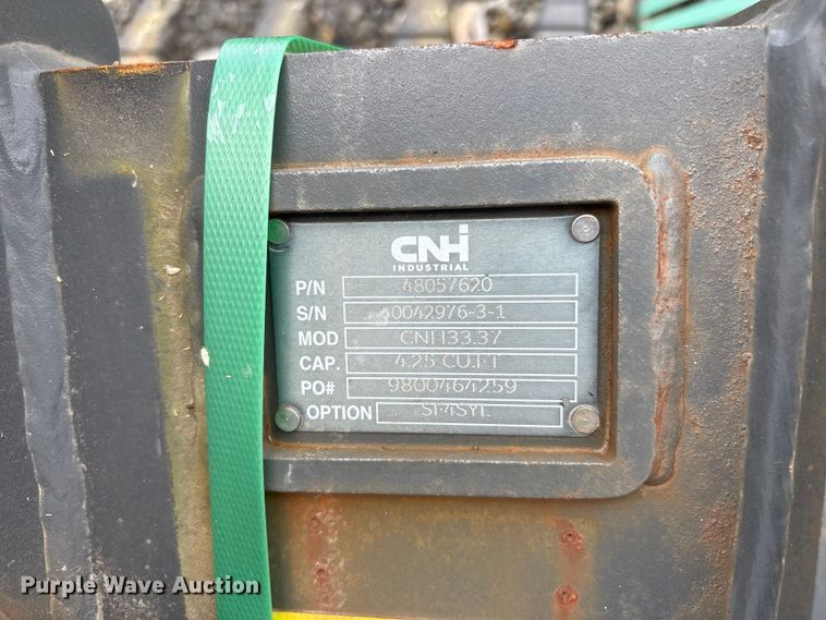 image for item ET0666 CNH Industrial CNH33.37 excavator attachments
