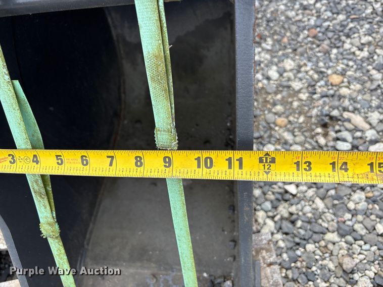 image for item ET0668 CNH Industrial CNH33.37 excavator attachments