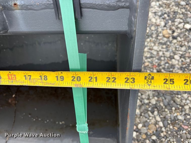 image for item ET0668 CNH Industrial CNH33.37 excavator attachments