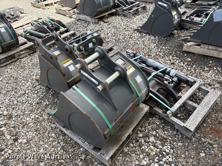 image for item ET0669 CNH Industrial CNH33.37 excavator attachments