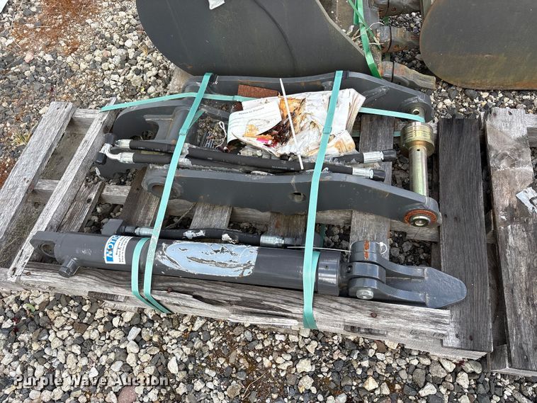 image for item ET0669 CNH Industrial CNH33.37 excavator attachments