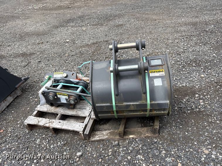 image for item ET0670 CNH Industrial CNH33.37 excavator attachments