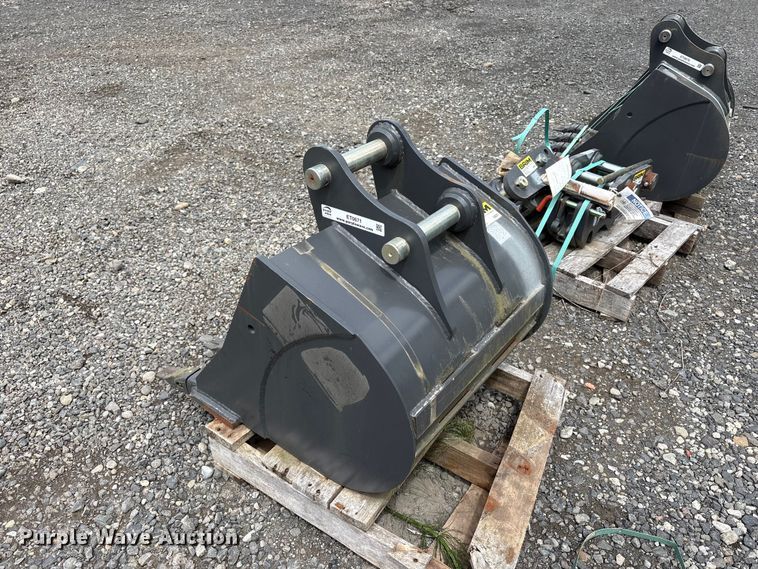 image for item ET0671 CNH Industrial CNH33.37 excavator attachments