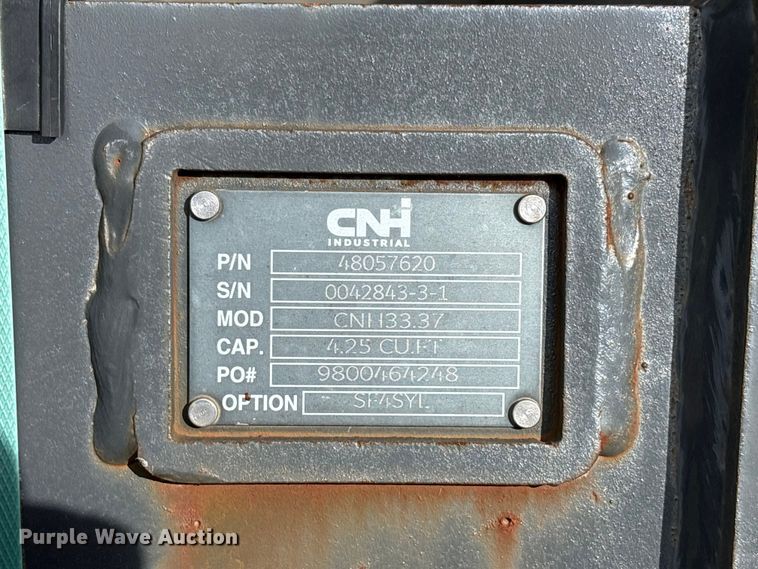 image for item ET0674 CNH Industrial CNH33.37 excavator attachments