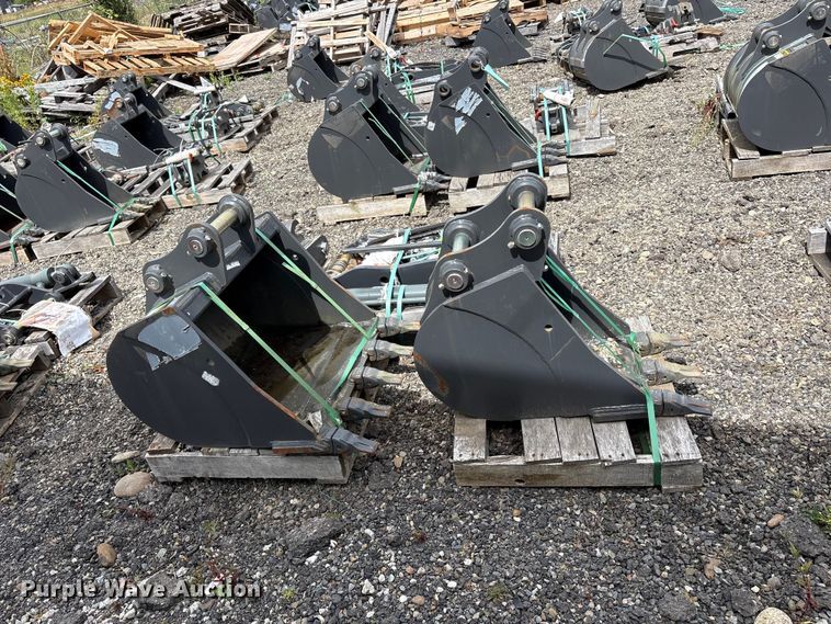 image for item ET0675 CNH Industrial CNH33.37 excavator attachments