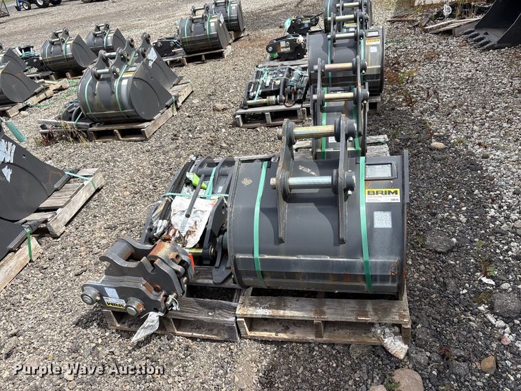 image for item ET0675 CNH Industrial CNH33.37 excavator attachments