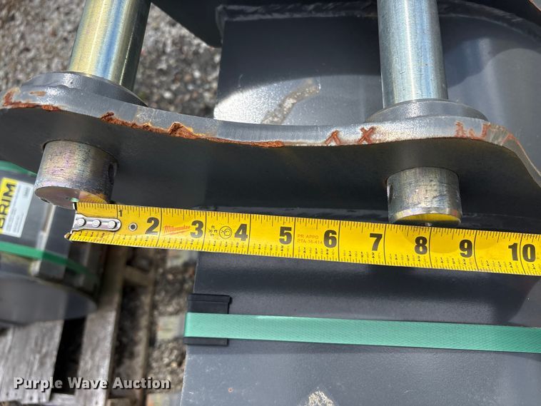 image for item ET0675 CNH Industrial CNH33.37 excavator attachments