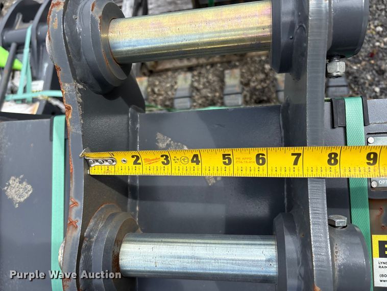 image for item ET0675 CNH Industrial CNH33.37 excavator attachments