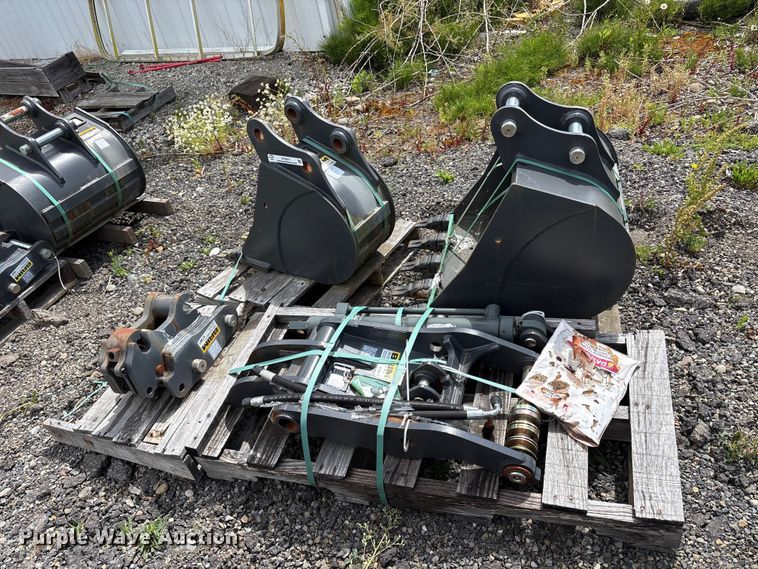 image for item ET0677 CNH Industrial CNH33.37 excavator attachments