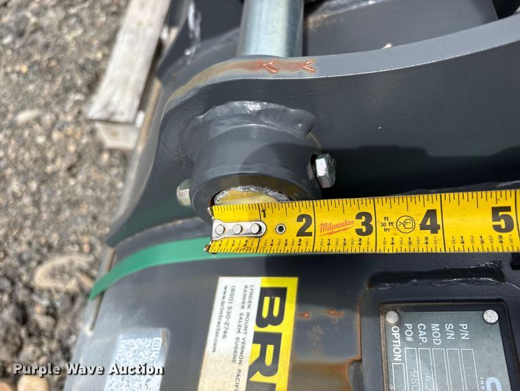 image for item ET0680 CNH Industrial CNH33.37 excavator attachments