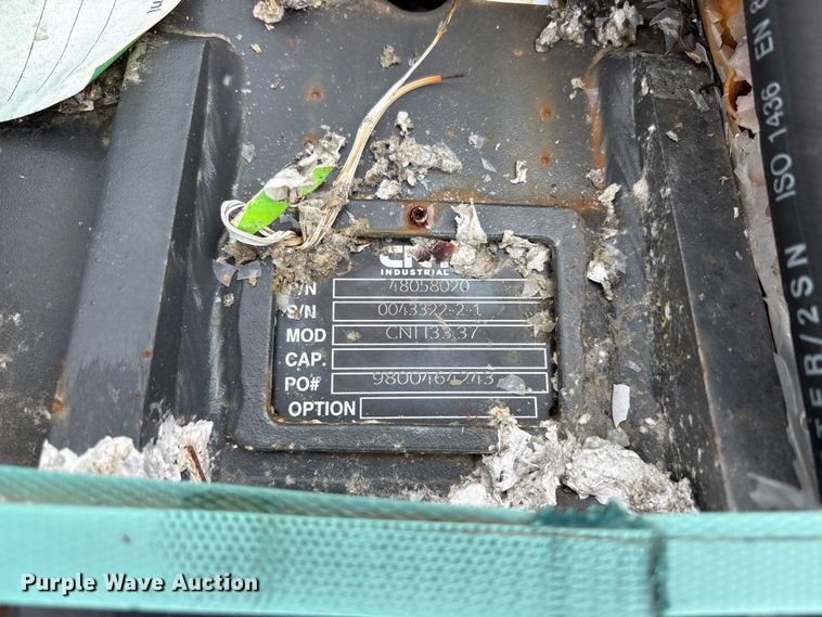 image for item ET0680 CNH Industrial CNH33.37 excavator attachments