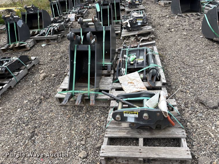 image for item ET0681 CNH Industrial CNH33.37 excavator attachments