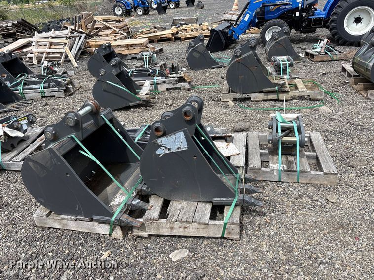 image for item ET0681 CNH Industrial CNH33.37 excavator attachments