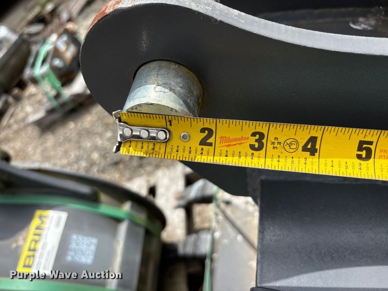 image for item ET0681 CNH Industrial CNH33.37 excavator attachments
