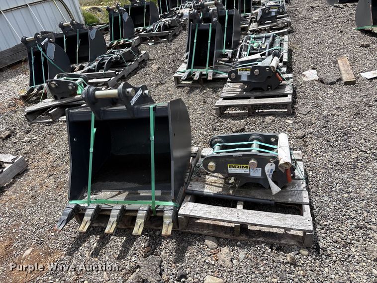 image for item ET0682 CNH Industrial CNH33.37 excavator attachments