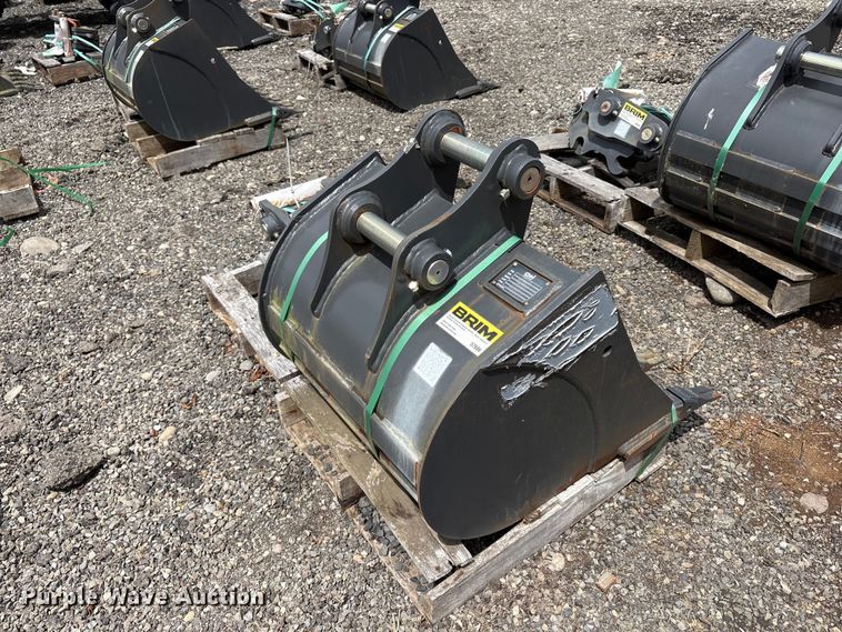 image for item ET0682 CNH Industrial CNH33.37 excavator attachments