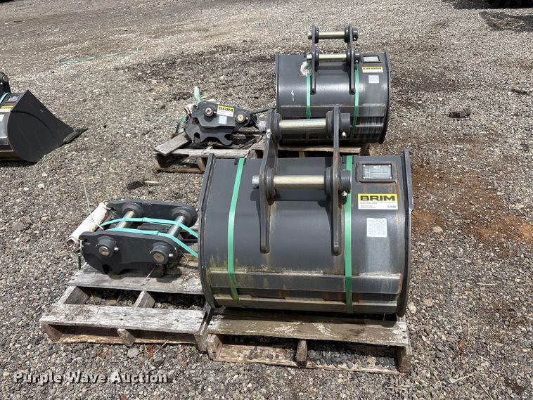 image for item ET0682 CNH Industrial CNH33.37 excavator attachments
