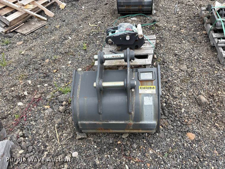 image for item ET0692 CNH Industrial CNH33.37 excavator attachments