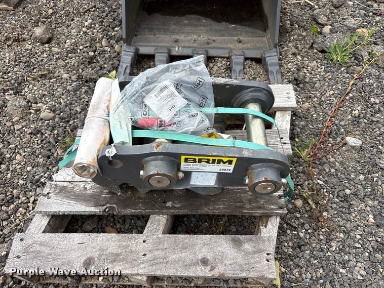 image for item ET0692 CNH Industrial CNH33.37 excavator attachments