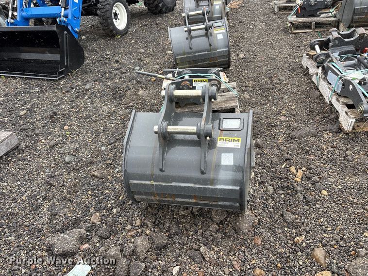 image for item ET0694 CNH Industrial CNH33.37 excavator attachments