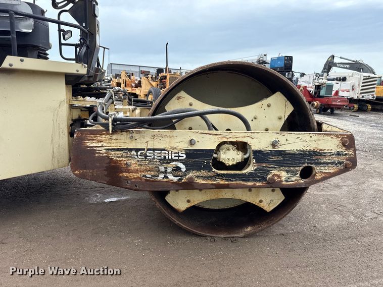 image for item ET6275 1999 Ingersoll Rand SD100D single drum vibratory roller