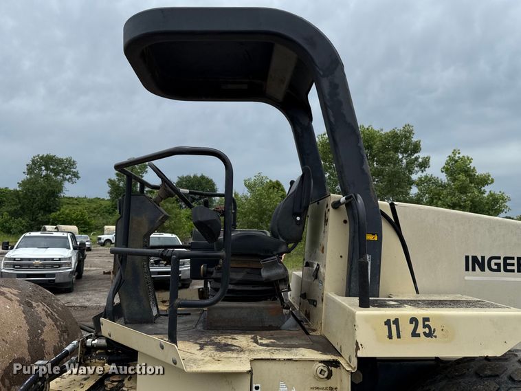 image for item ET6275 1999 Ingersoll Rand SD100D single drum vibratory roller