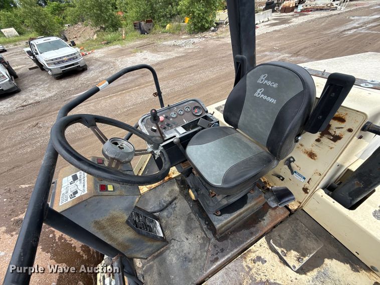 image for item ET6275 1999 Ingersoll Rand SD100D single drum vibratory roller