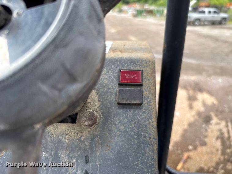 image for item ET6275 1999 Ingersoll Rand SD100D single drum vibratory roller