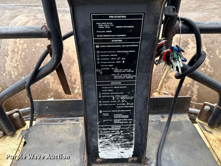 image for item ET6275 1999 Ingersoll Rand SD100D single drum vibratory roller