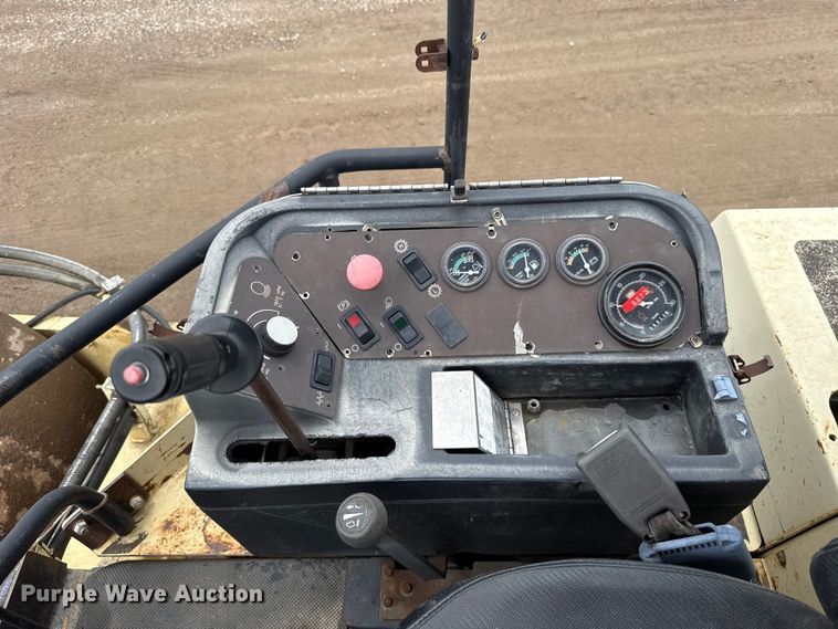 image for item ET6275 1999 Ingersoll Rand SD100D single drum vibratory roller