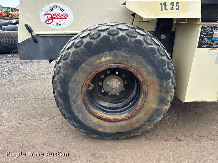 image for item ET6275 1999 Ingersoll Rand SD100D single drum vibratory roller