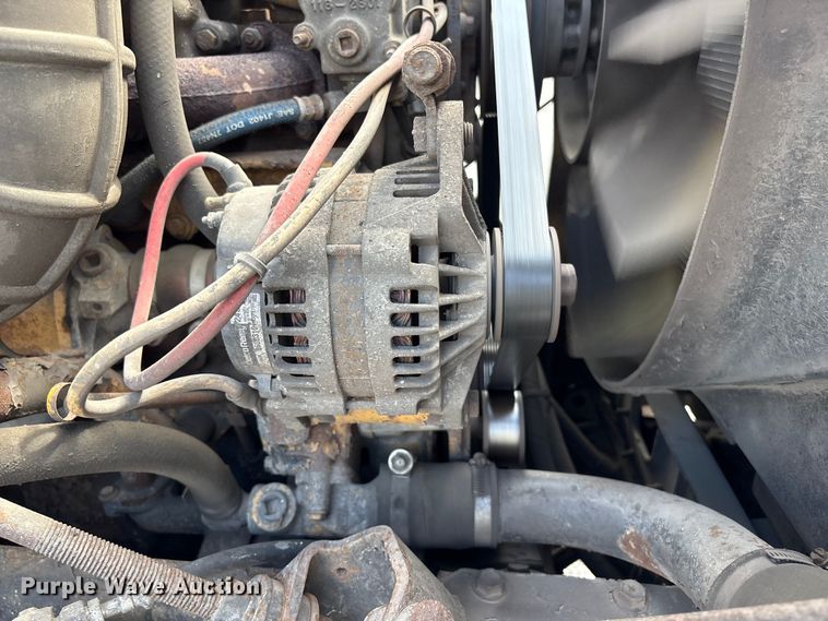 image for item ET8658 1999 International 2674 vacuum truck