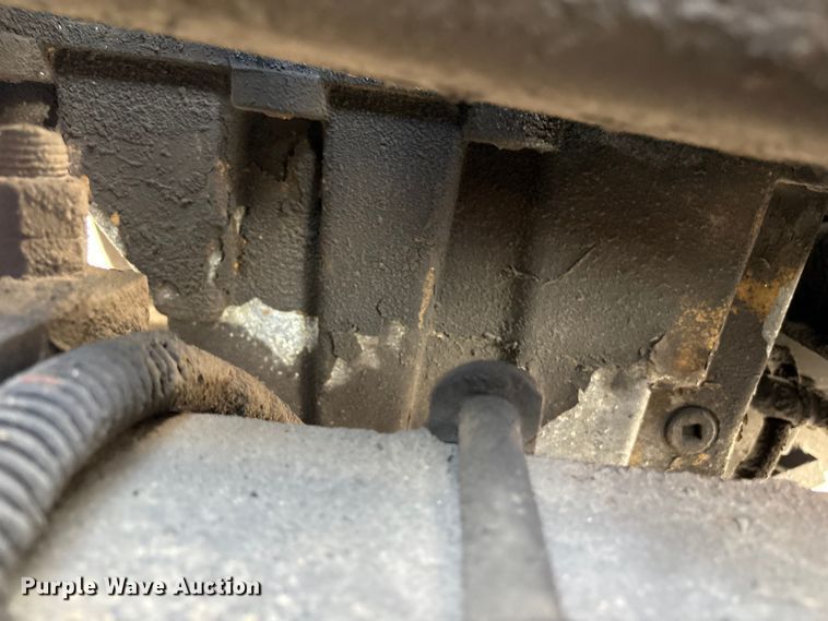 image for item ET8658 1999 International 2674 vacuum truck