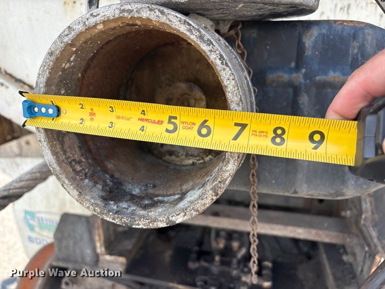 image for item ET8658 1999 International 2674 vacuum truck
