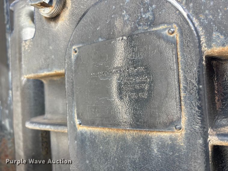 image for item ET8660 2000 International 2674 vacuum truck