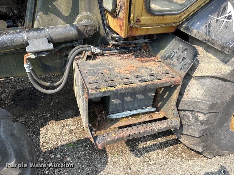 image for item ET8662 1989 Caterpillar 428 backhoe