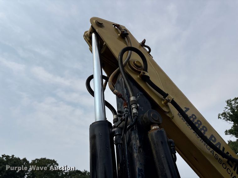 image for item ET8662 1989 Caterpillar 428 backhoe