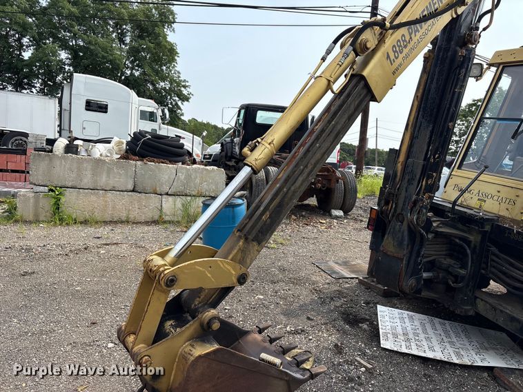 image for item ET8662 1989 Caterpillar 428 backhoe