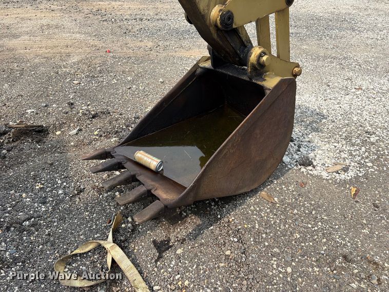 image for item ET8662 1989 Caterpillar 428 backhoe