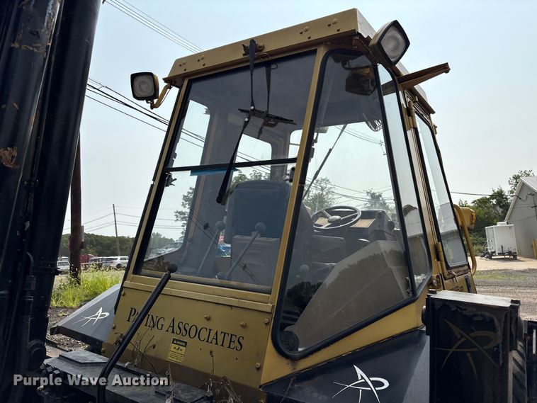 image for item ET8662 1989 Caterpillar 428 backhoe