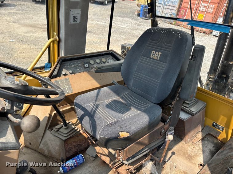 image for item ET8662 1989 Caterpillar 428 backhoe