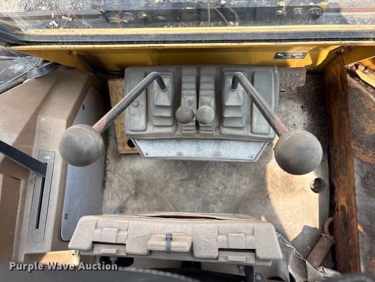 image for item ET8662 1989 Caterpillar 428 backhoe
