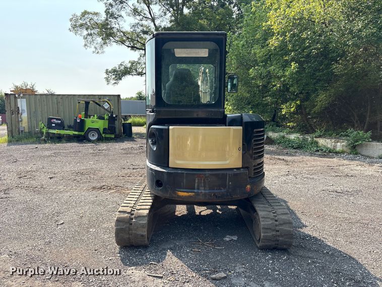 image for item ET8664 2013 Caterpillar 304E mini excavator