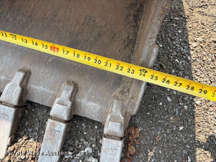 image for item ET8664 2013 Caterpillar 304E mini excavator
